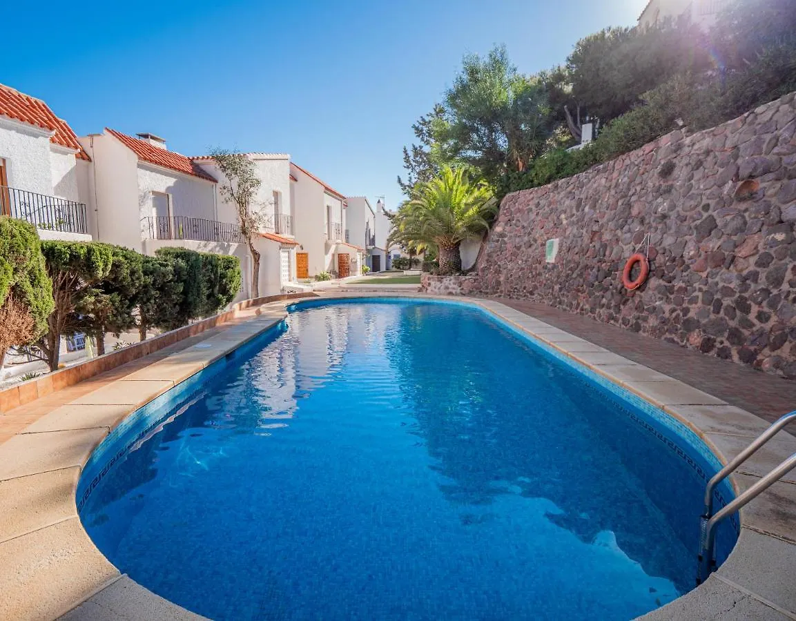 Casa Genoves Villa San José Nyaraló